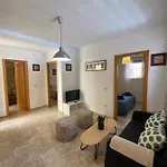 Central Apartment With Patio By Wayra Tarifa